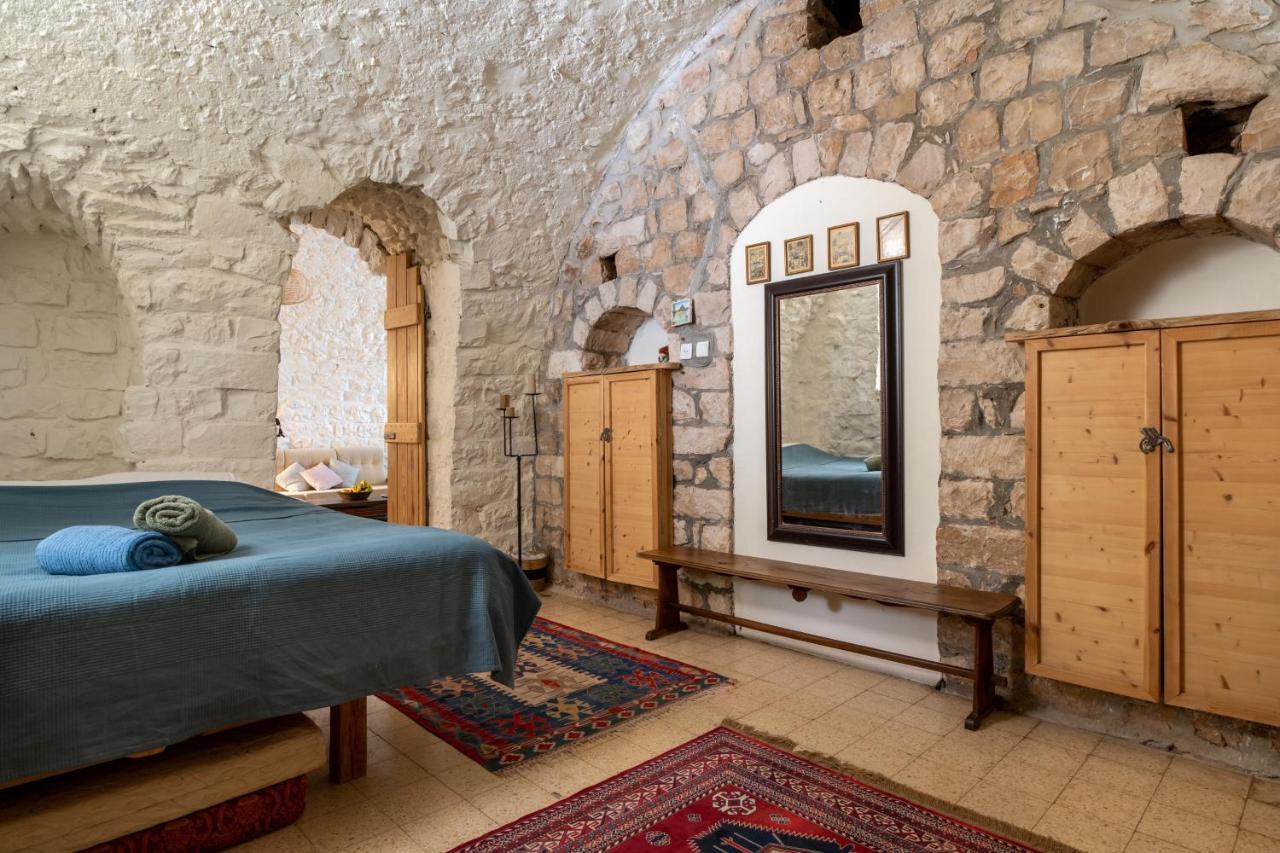 Вилла הבית בסמטת תל אביב Рош-Пинна Экстерьер фото